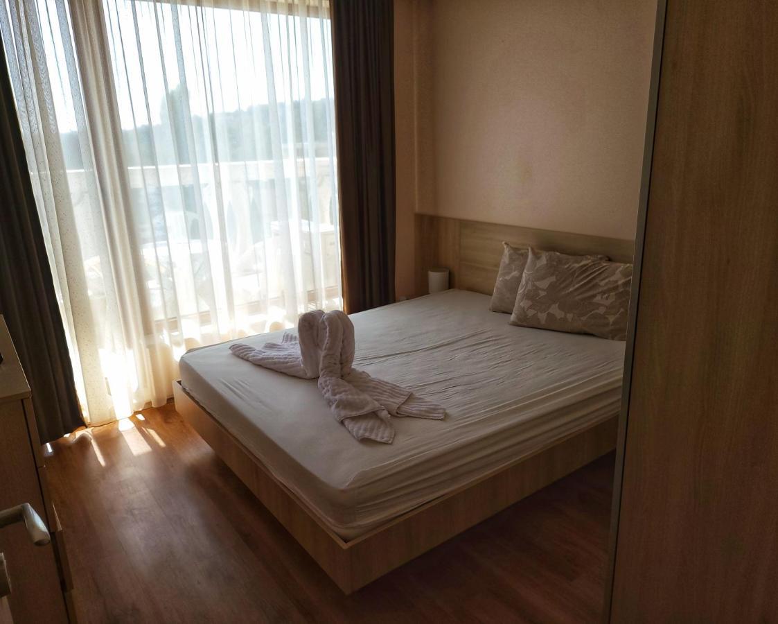 Elegantz Apartments Lamer Varna Buitenkant foto