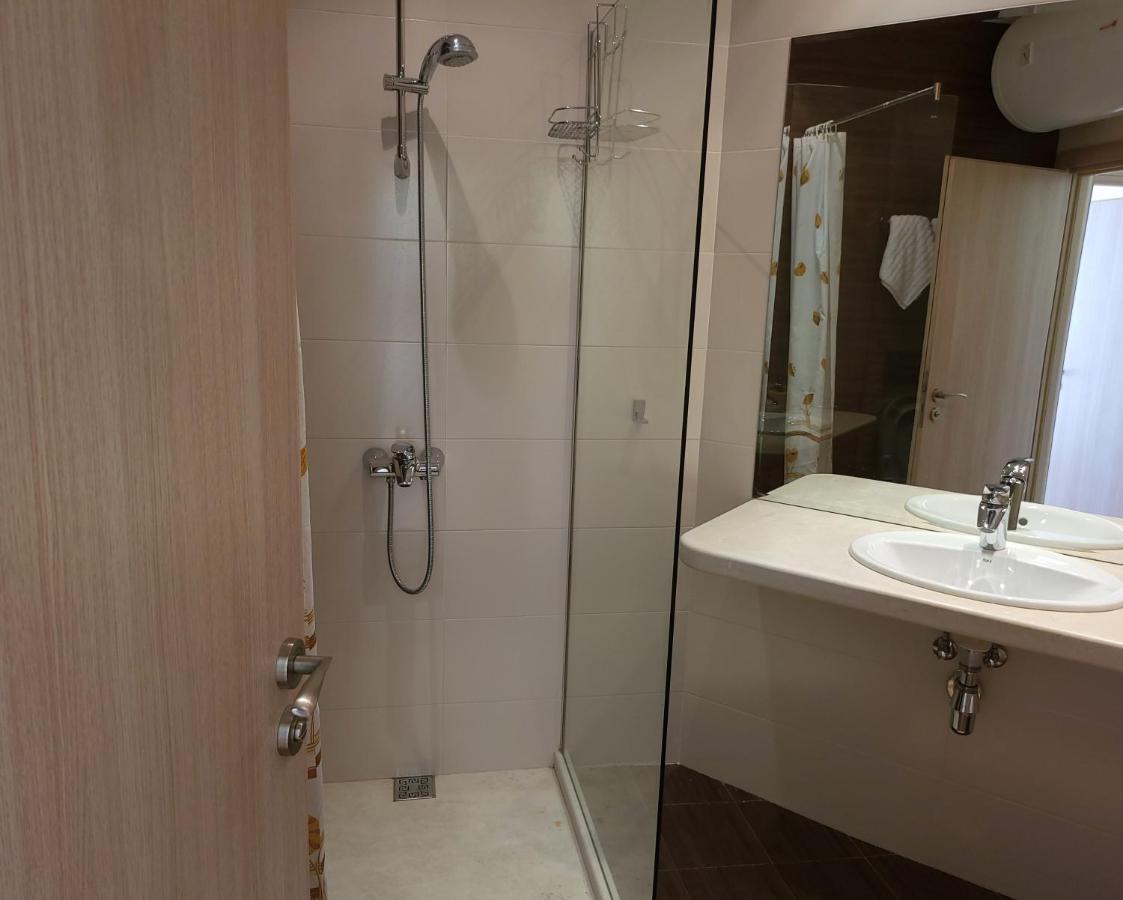 Elegantz Apartments Lamer Varna Buitenkant foto