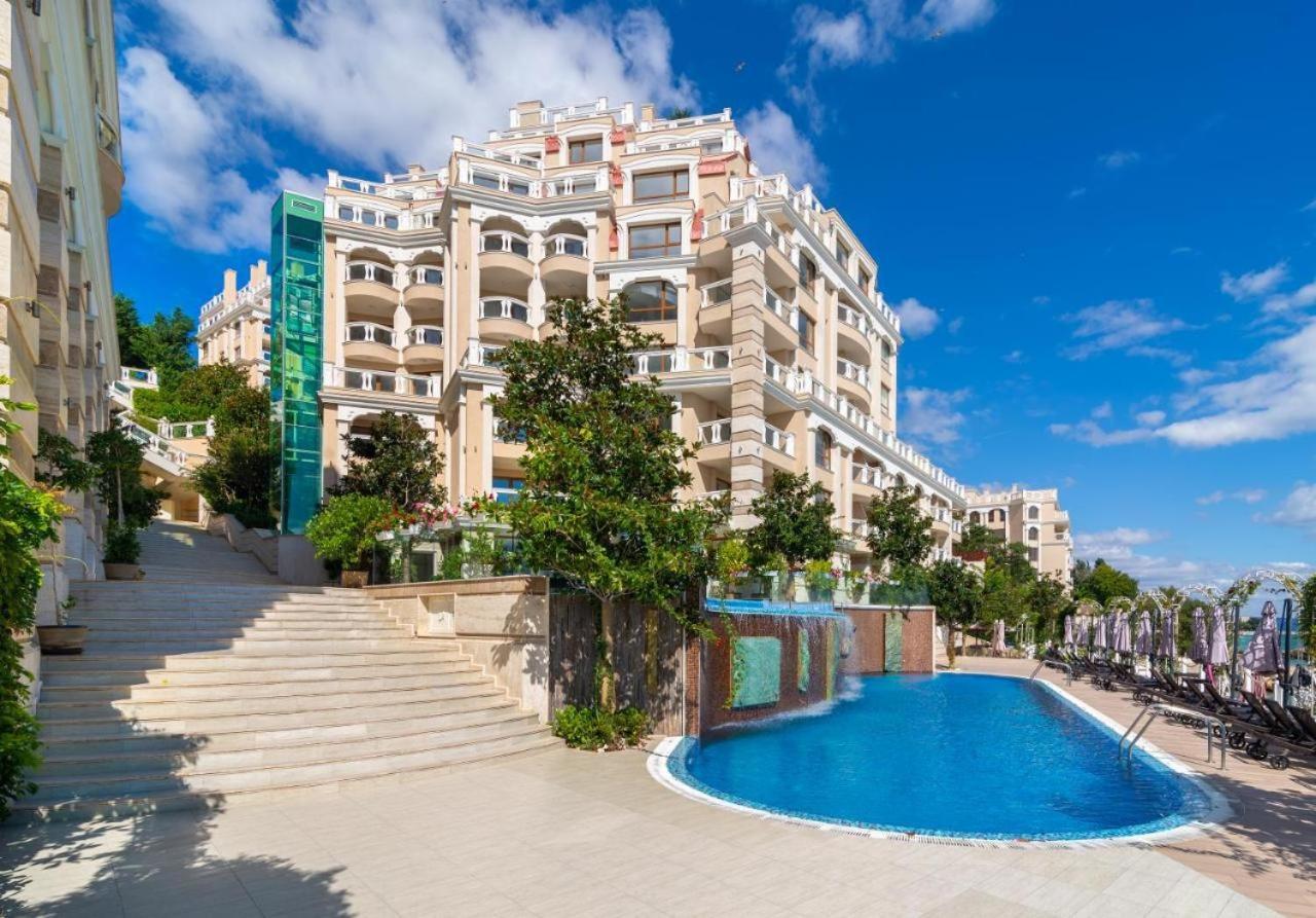 Elegantz Apartments Lamer Varna Buitenkant foto